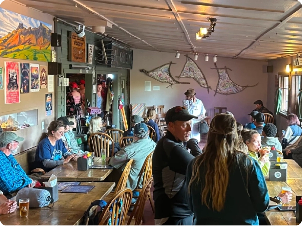 Golden Dining room entertainment